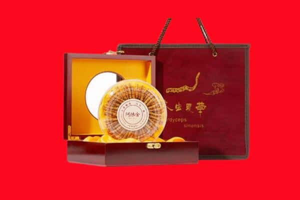 收购资讯:奉贤区回收冬虫夏草是按克吗